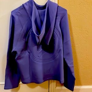NWT Size M Savvi Blue Hoodie